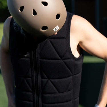 Follow Love nor Money Impact Vest - Black