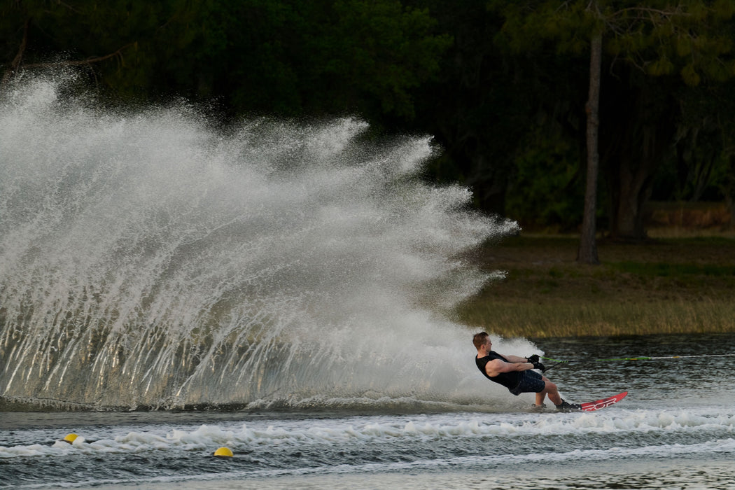 Radar Vapor Graphite Water Ski 2026