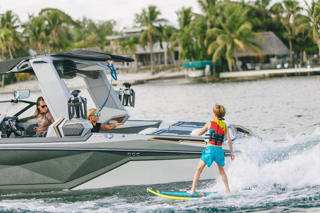 Alpha Squad Sea Captain Wakesurf Board 2026