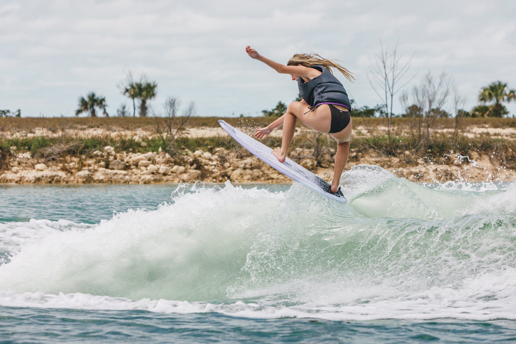 Women's Aura - Flyweight Skimmer Wakesurf Board 2026