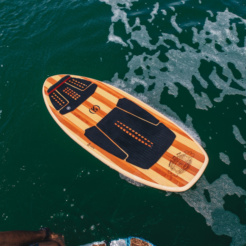 2026 Ronix Blunt Nose Skimmer product video featuring Erik Ruck, Parks Bonifay, and technical specs.