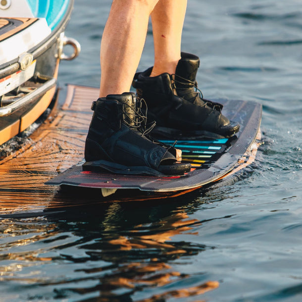 2026 Ronix Divide Wakeboard Boots product video highlighting the open-toe versatility and Mainframe chassis fit.
