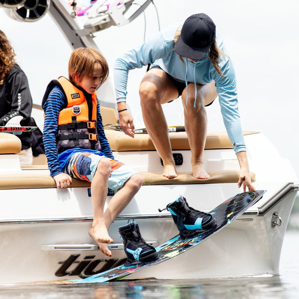 2026 Ronix Vision Kid's Wakeboard Boots product video highlighting the open-toe versatility and kid-friendly Mainframe chassis.