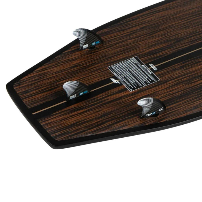 Close-up of the thruster fin configuration with the tool-less Button system on the Wave King XL Skimmer.